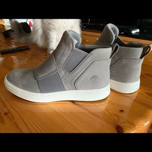 Women’s Londyn Slip-On Sneakers